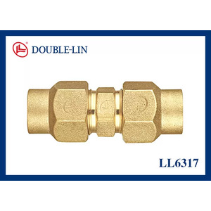 BRASS MALE EQUAL CONNECTOR IN DUBAI U.A.E